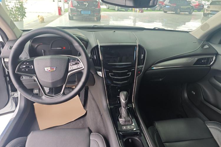 凯迪拉克ATS-L 2017款 28T 时尚型中控内饰7001