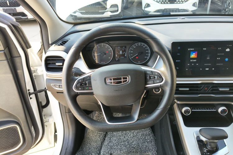 吉利汽车 缤越 2024款 1.5T DCT龙腾版中控内饰13
