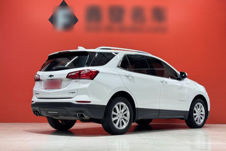 雪佛兰 探界者 2018款 550T 自动四驱捍界版车身外观6008