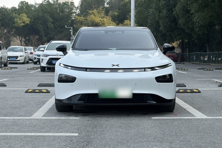 小鹏P7 2020款 670E车身外观6002