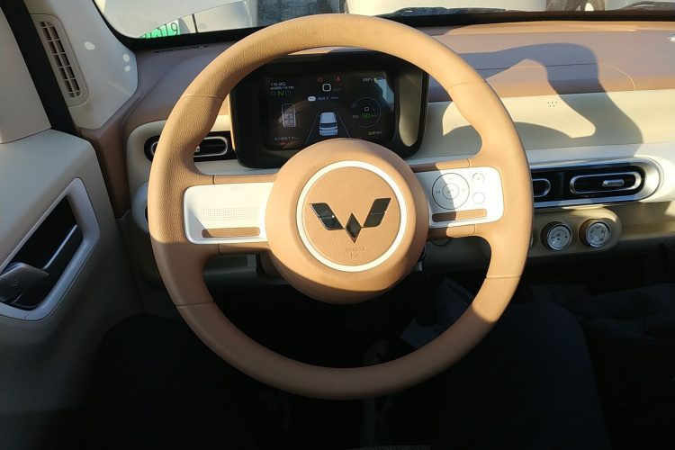 五菱汽车 宏光MINIEV 2024款 第三代 215km 青春版中控内饰13