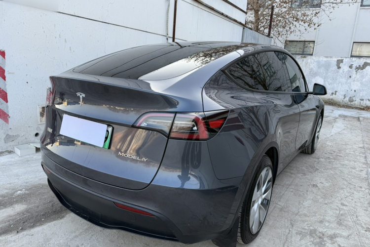 特斯拉 Model Y 2022款 改款 后轮驱动版车身外观6004