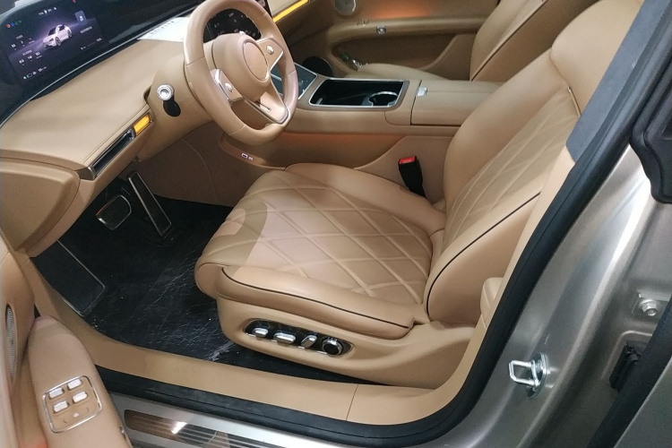 鸿蒙智行 享界S9 2024款 纯电 Ultra 四驱旗舰版局部细节19