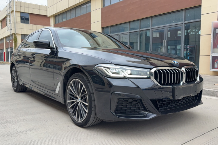 宝马5系 2023款 530Li 领先型 M运动套装车身外观6002