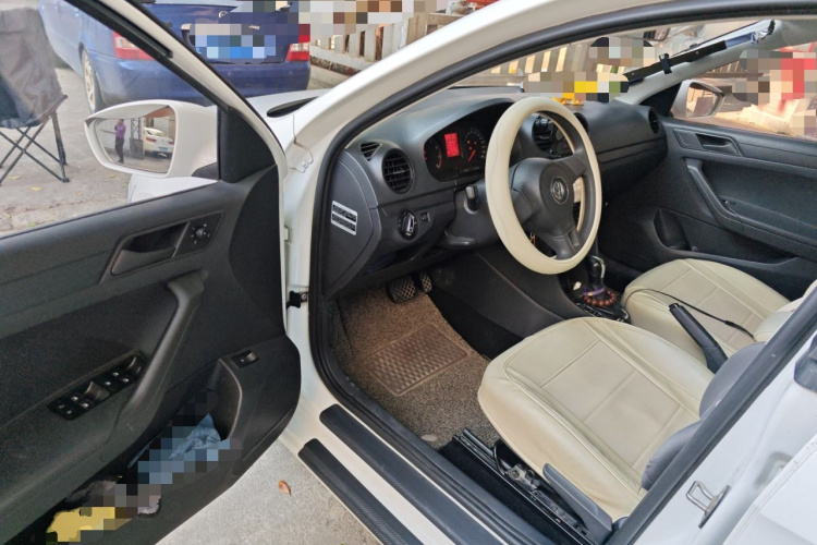 大众 捷达 2015款 质惠版 1.6L 自动时尚型中控内饰20