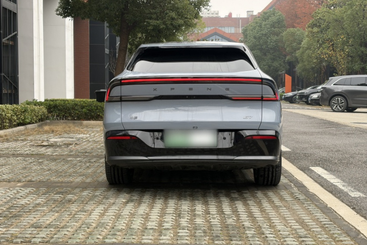 小鹏G7 2025款 702 超长续航 Max车身外观6003