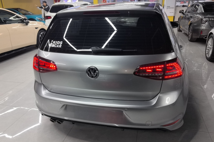 大众 高尔夫 2016款 1.4TSI 自动R-Line车身外观6