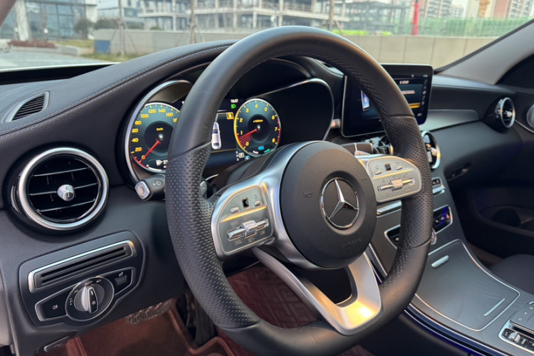 奔驰C级 2021款 C 260 L 运动星耀臻藏版中控内饰7015