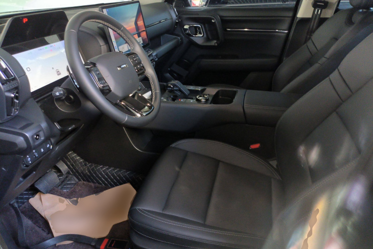 哈弗大狗 PLUS 2023款 2.0T 两驱潮野版Plus中控内饰19