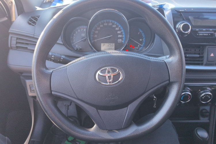 丰田 YARiS L 致炫 2016款 改款 1.5E CVT魅动版局部细节13