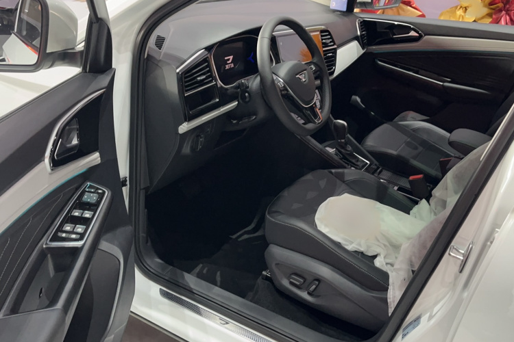 捷达VS7 2023款 280TSI 自动荣耀版中控内饰7003