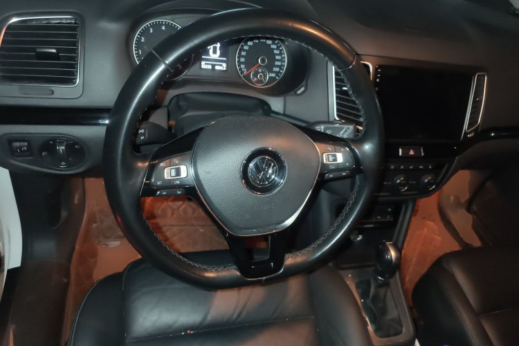 大众 夏朗 2016款 380TSI 尊享型 7座中控内饰13