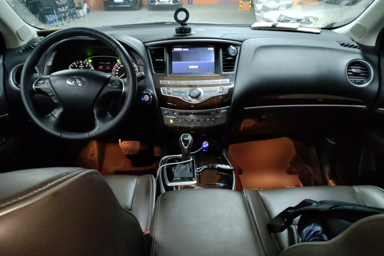 英菲尼迪QX60(进口) 2016款 2.5 S/C Hybrid 两驱卓越版 国V中控内饰12