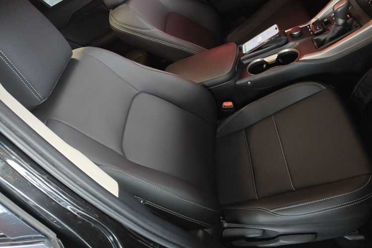 雷克萨斯NX 2015款 200 前驱 锋行版局部细节41