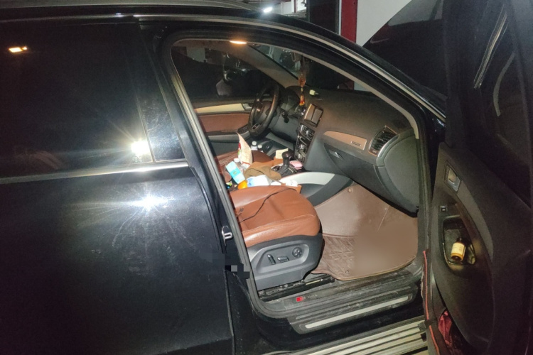 奥迪Q5 2013款 40 TFSI 进取型局部细节9005