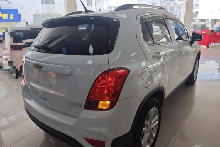 雪佛兰 创酷 2018款 330T 自动两驱精英型车身外观6005