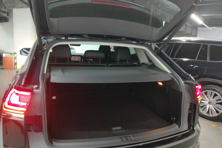 大众 途昂X 2023款 380TSI 四驱尊享豪华版机舱底盘23