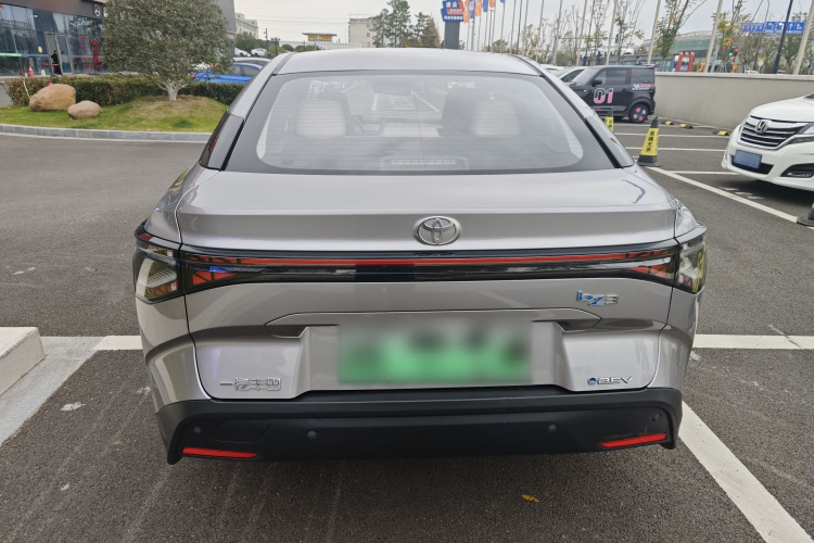 丰田bZ3 2023款 517km 精英PRO车身外观6007