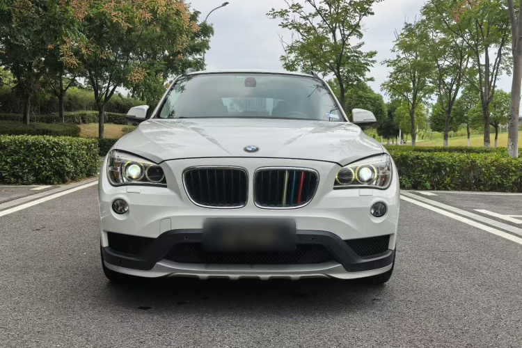 宝马X1 2014款 sDrive18i 领先型车身外观6002