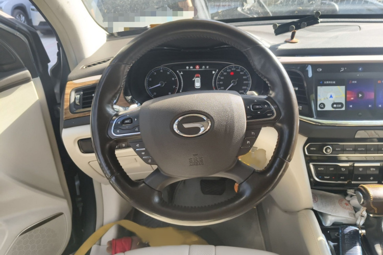 广汽传祺 传祺GS8 2017款 320T 两驱豪华智联版（七座）局部细节13