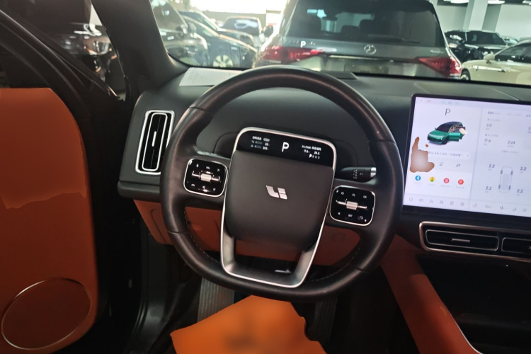 理想汽车 理想L9 2022款 Max局部细节13