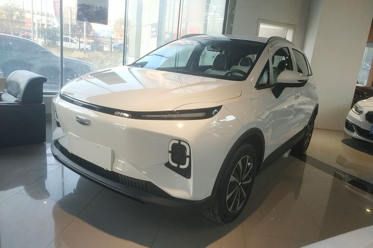 吉利几何E萤火虫 2024款 301km 星光车身外观1