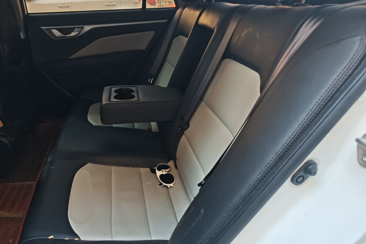 吉利汽车 远景 2020款 改款 1.5L CVT亚运版中控内饰21