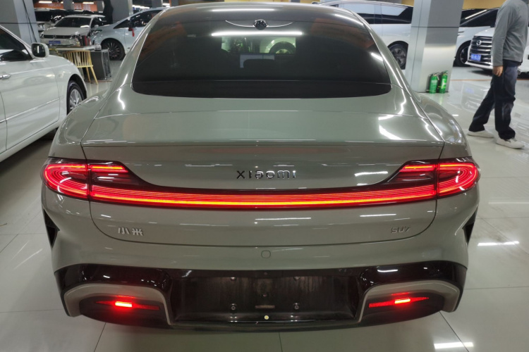 小米汽车 小米SU7 2024款 后驱超长续航高阶智驾Pro版车身外观6