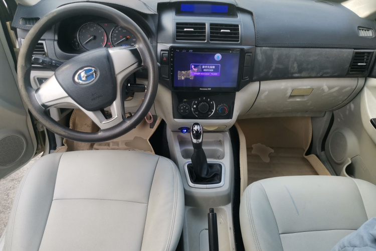 北汽昌河M50S 2015款 1.5L改款商务舱（板簧）DAM15DL中控内饰12
