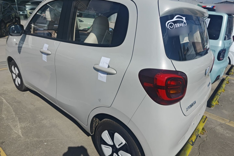 五菱汽车 宏光MINIEV 2025款 四门版 进阶款车身外观6003