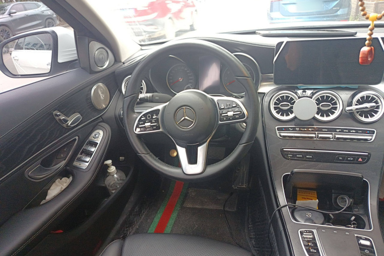 奔驰C级 2019款 C 180 L 时尚型运动版局部细节13