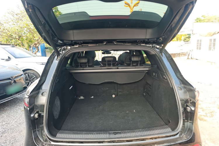 岚图汽车 岚图FREE 2025款 318 318km 后驱环游版局部细节23