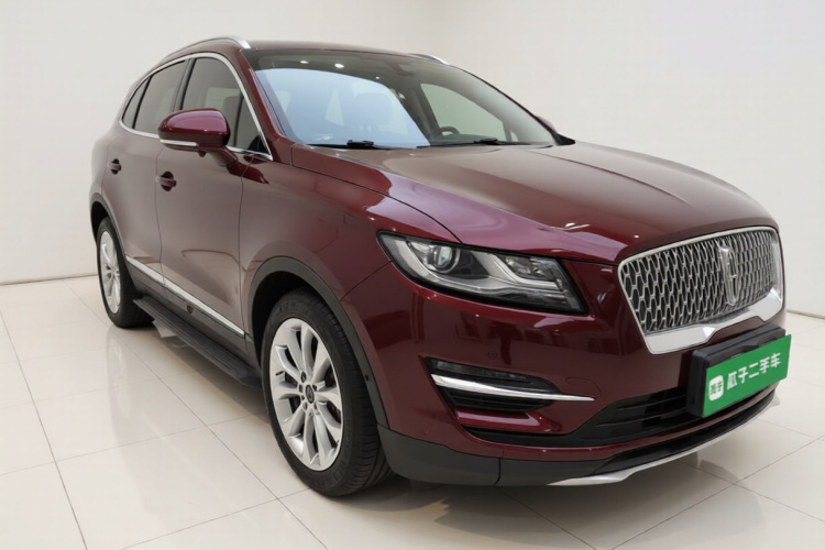 林肯MKC 2019款 2.0T 两驱尊雅版 国VI车身外观3