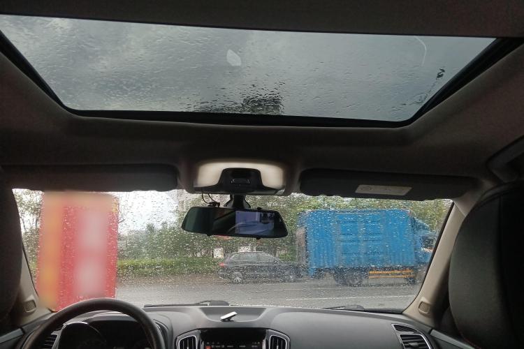 凯翼X5 2017款 1.5T CVT旗舰型中控内饰22