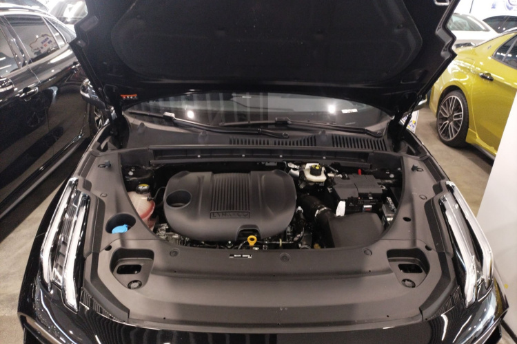 领克03 2023款 1.5TD DCT劲Pro机舱底盘24