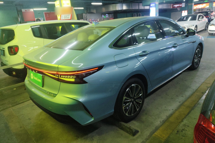 奇瑞 风云A8 2024款 127 驭风版车身外观6005