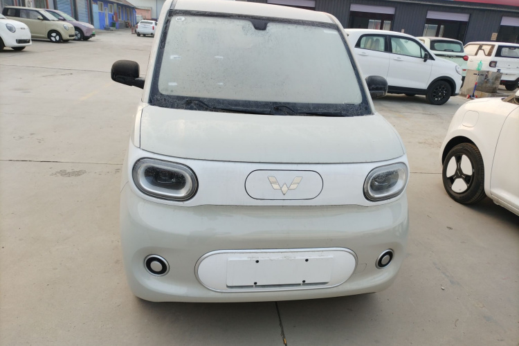 五菱汽车 宏光MINIEV 2024款 第三代 215km 青春版车身外观2