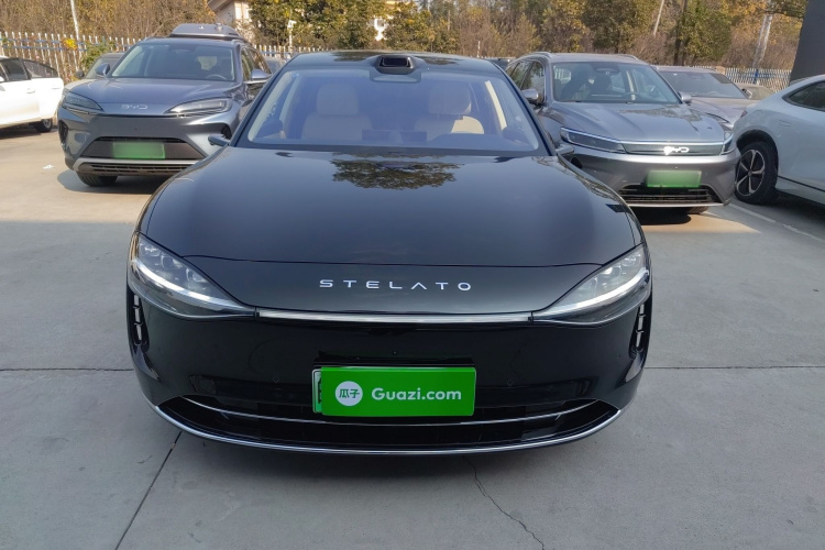 鸿蒙智行 享界S9 2025款 增程 Ultra车身外观2