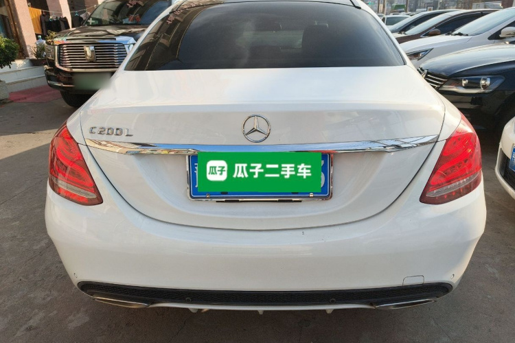奔驰C级 2015款 C 200 L 运动型车身外观6