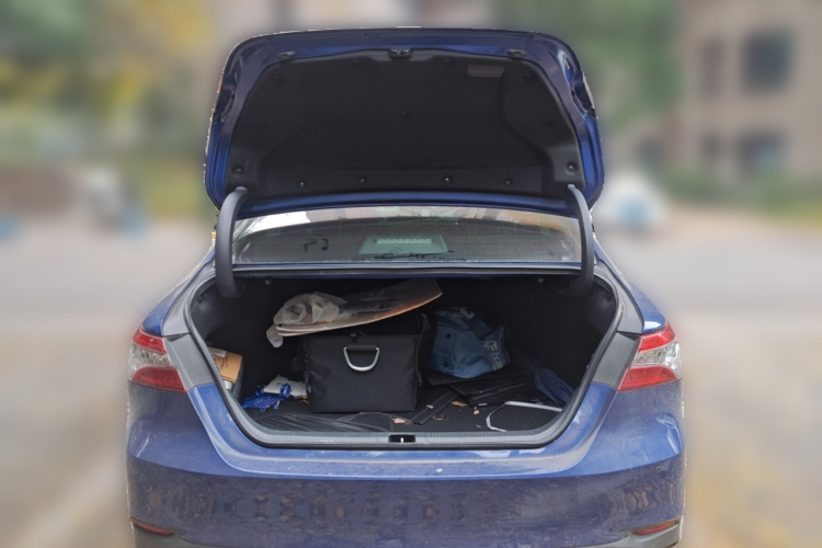 丰田 凯美瑞 2018款 双擎 2.5HG 豪华版局部细节23