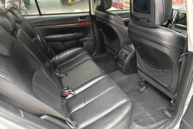 斯巴鲁 傲虎 2010款 2.5i豪华版中控内饰7003