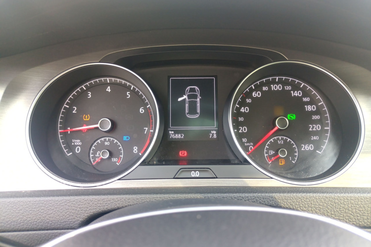 大众 高尔夫 2016款 1.6L 自动舒适型局部细节14