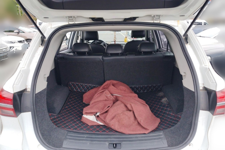 荣威RX5 2020款 20T 自动4G互联超越旗舰版中控内饰23