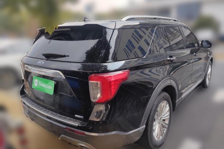 福特 探险者 2020款 EcoBoost 285 四驱钛金版 7座车身外观7