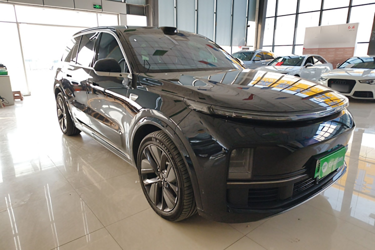 理想汽车 理想L9 2024款 Ultra车身外观3