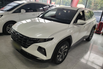 现代 2022款 途胜L 1.5T DCT LUX尊贵版 N Line