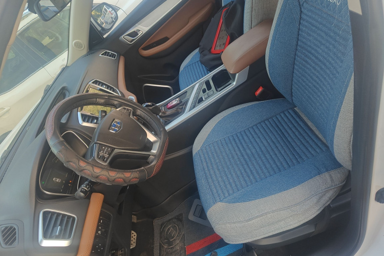 吉利汽车 远景X6 2018款 1.4T CVT 4G互联豪华型中控内饰19