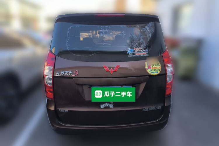 五菱汽车 五菱宏光 2015款 1.5L S 基本型国V车身外观6