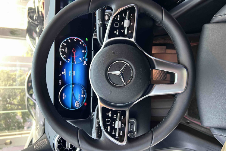 奔驰B级 2022款 改款 B 200 动感型中控内饰7007