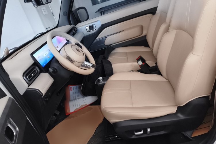 宝骏悦也 2023款 旗舰版中控内饰19